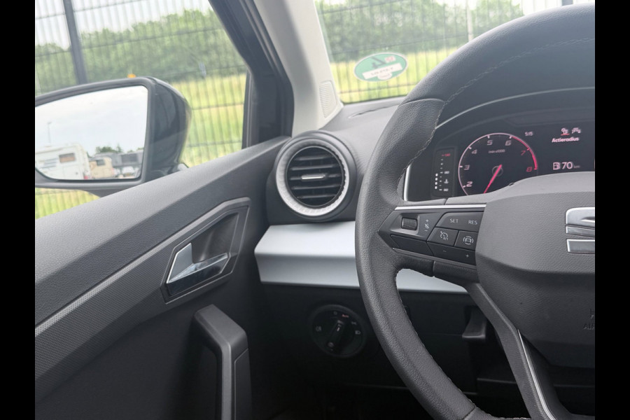 Seat Ibiza 1.0 EcoTSI Style Business Connect | Camera | Carplay | Stoelverwarming |