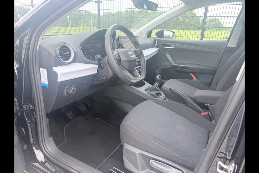 Seat Ibiza 1.0 EcoTSI Style Business Connect | Camera | Carplay | Stoelverwarming |