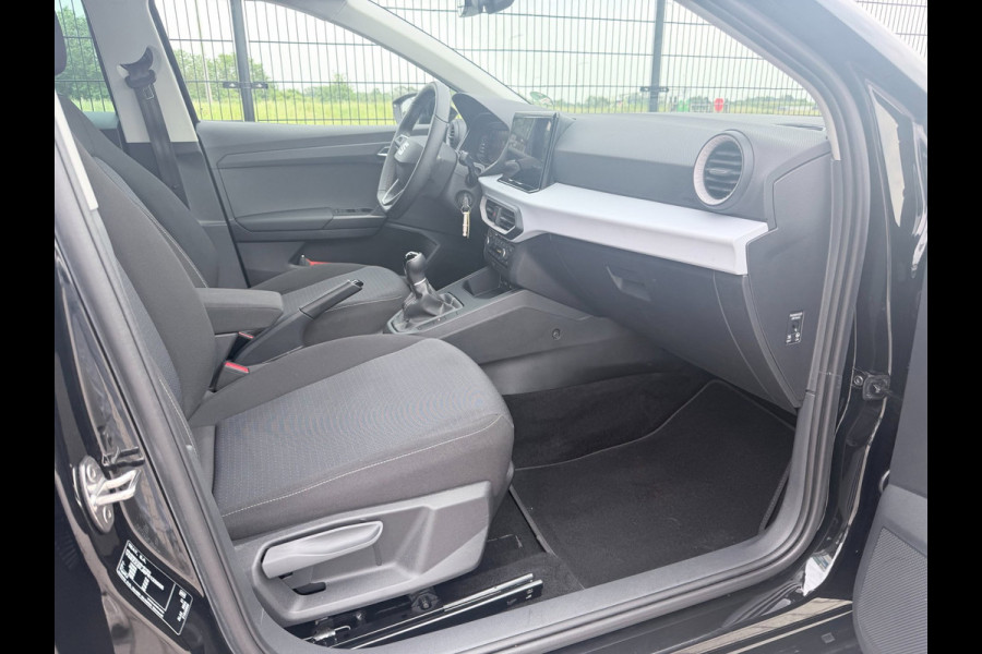 Seat Ibiza 1.0 EcoTSI Style Business Connect | Camera | Carplay | Stoelverwarming |