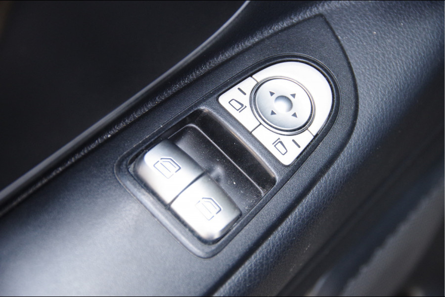 Mercedes-Benz Vito 116 CDI 4X4 L2 AMG EDITION! AUT. LED, TREKHAAK, 360 CAMERA, DIGITAAL COCKPIT, NAVI, CRUISE, CLIMA, STOELVERWARMING