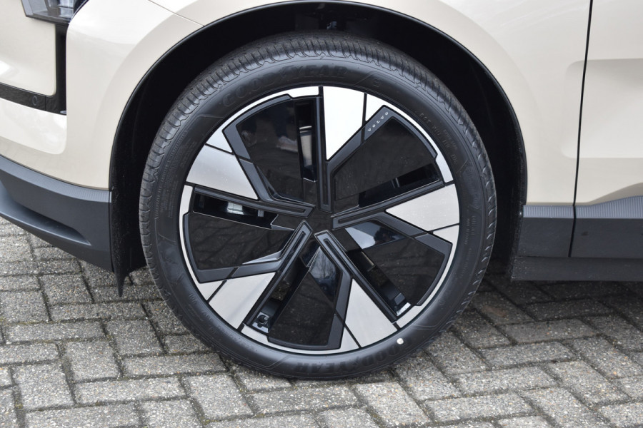 Volvo EX30 Extended Range Plus 272PK Europa 69 kWh | H&K | Blis | ACC | Climate | Elektr. Stoel
