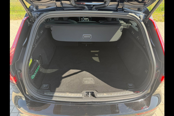 Volvo V60 2.0 B5 R-Design | 360 Camera | Harman/Kardon | HUD | PANO | Carplay |