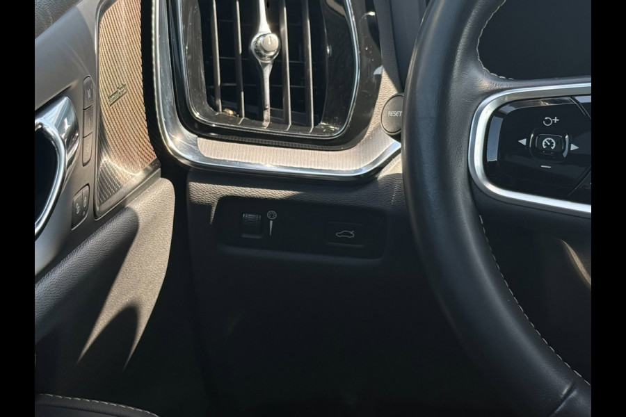 Volvo V60 2.0 B5 R-Design | 360 Camera | Harman/Kardon | HUD | PANO | Carplay |