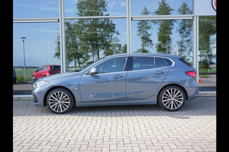 BMW 1-serie 118i Executive Edition DAB | Leer | sportstoelen | Apple/Android Auto
