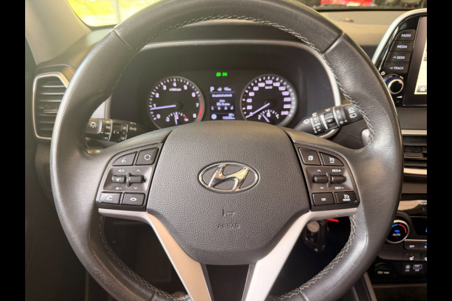 Hyundai Tucson 1.6 GDi Premium Pano-opendak leder autom Carplay navi cruise Stoelverw camera