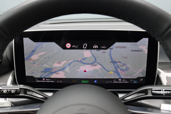 Mercedes-Benz GLC 300de 4MATIC AMG Line | Distronic+ | Panoramadak | Memory | Trekhaak | Digital Light | HUD | Verwarmd Stuurwiel | Surround Camera | Augmented Reality |