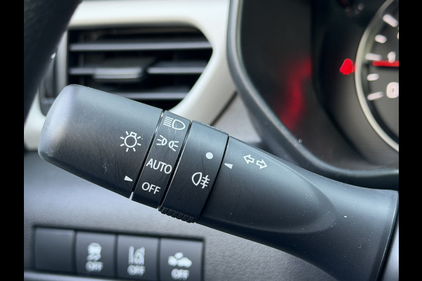Suzuki Swift 1.2 Comfort Smart Hybrid | Parkeersensoren | Climate control | Carplay/Android