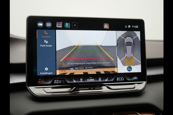 CUPRA Terramar 1.5 TSI e-Hybrid VZ Copper Edition PHEV 272pk DARK VOID METALLIC | Panodak | Head Up | Adaptive Cruise | 360 Camera | Lederen Sportstoelen Memory & Verwarmd | Sennheiser Premium Audio | Matrix LED | Sfeerverlichting | Stuur Verwarmd | Keyless | Blis | Plug In Hybrid |