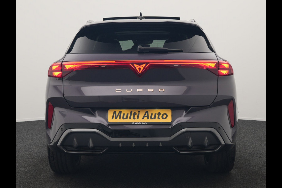 CUPRA Terramar 1.5 TSI e-Hybrid VZ Copper Edition PHEV 272pk DARK VOID METALLIC | Panodak | Head Up | Adaptive Cruise | 360 Camera | Lederen Sportstoelen Memory & Verwarmd | Sennheiser Premium Audio | Matrix LED | Sfeerverlichting | Stuur Verwarmd | Keyless | Blis | Plug In Hybrid |