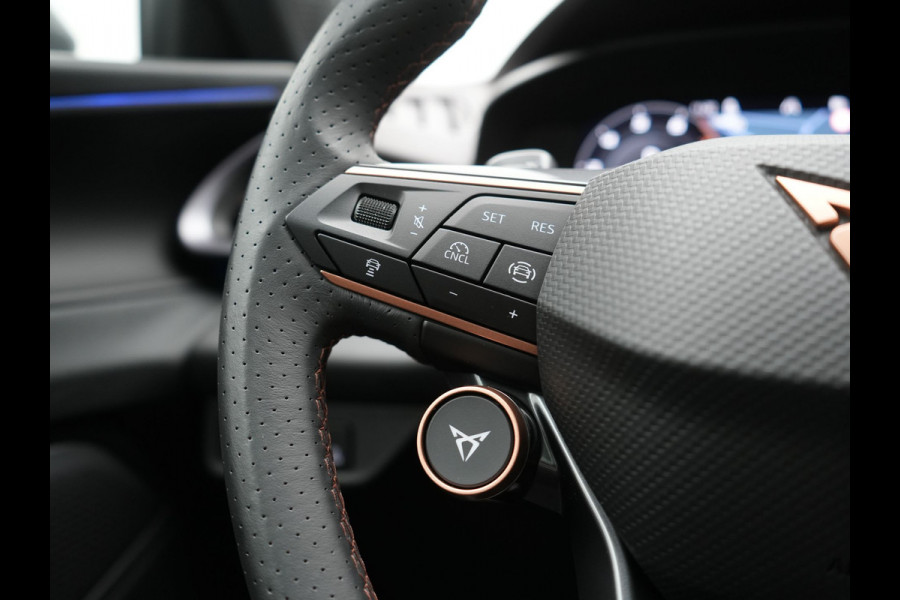 CUPRA Terramar 1.5 TSI e-Hybrid VZ Copper Edition PHEV 272pk DARK VOID METALLIC | Panodak | Head Up | Adaptive Cruise | 360 Camera | Lederen Sportstoelen Memory & Verwarmd | Sennheiser Premium Audio | Matrix LED | Sfeerverlichting | Stuur Verwarmd | Keyless | Blis | Plug In Hybrid |