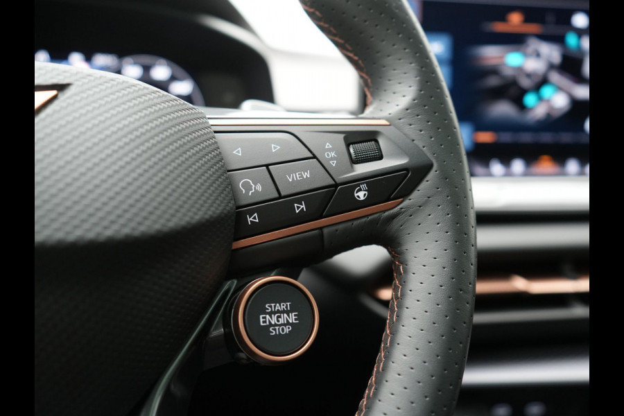 CUPRA Terramar 1.5 TSI e-Hybrid VZ Copper Edition PHEV 272pk DARK VOID METALLIC | Panodak | Head Up | Adaptive Cruise | 360 Camera | Lederen Sportstoelen Memory & Verwarmd | Sennheiser Premium Audio | Matrix LED | Sfeerverlichting | Stuur Verwarmd | Keyless | Blis | Plug In Hybrid |