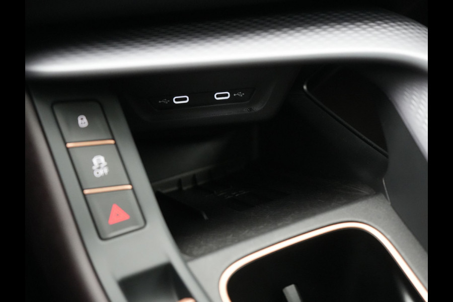 CUPRA Terramar 1.5 TSI e-Hybrid VZ Copper Edition PHEV 272pk DARK VOID METALLIC | Panodak | Head Up | Adaptive Cruise | 360 Camera | Lederen Sportstoelen Memory & Verwarmd | Sennheiser Premium Audio | Matrix LED | Sfeerverlichting | Stuur Verwarmd | Keyless | Blis | Plug In Hybrid |
