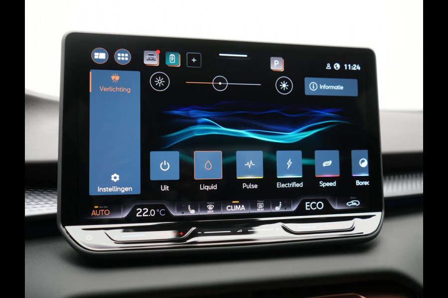 CUPRA Terramar 1.5 TSI e-Hybrid VZ Copper Edition PHEV 272pk DARK VOID METALLIC | Panodak | Head Up | Adaptive Cruise | 360 Camera | Lederen Sportstoelen Memory & Verwarmd | Sennheiser Premium Audio | Matrix LED | Sfeerverlichting | Stuur Verwarmd | Keyless | Blis | Plug In Hybrid |