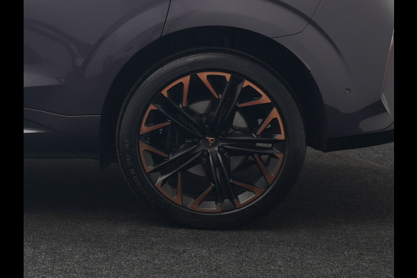 CUPRA Terramar 1.5 TSI e-Hybrid VZ Copper Edition PHEV 272pk DARK VOID METALLIC | Panodak | Head Up | Adaptive Cruise | 360 Camera | Lederen Sportstoelen Memory & Verwarmd | Sennheiser Premium Audio | Matrix LED | Sfeerverlichting | Stuur Verwarmd | Keyless | Blis | Plug In Hybrid |