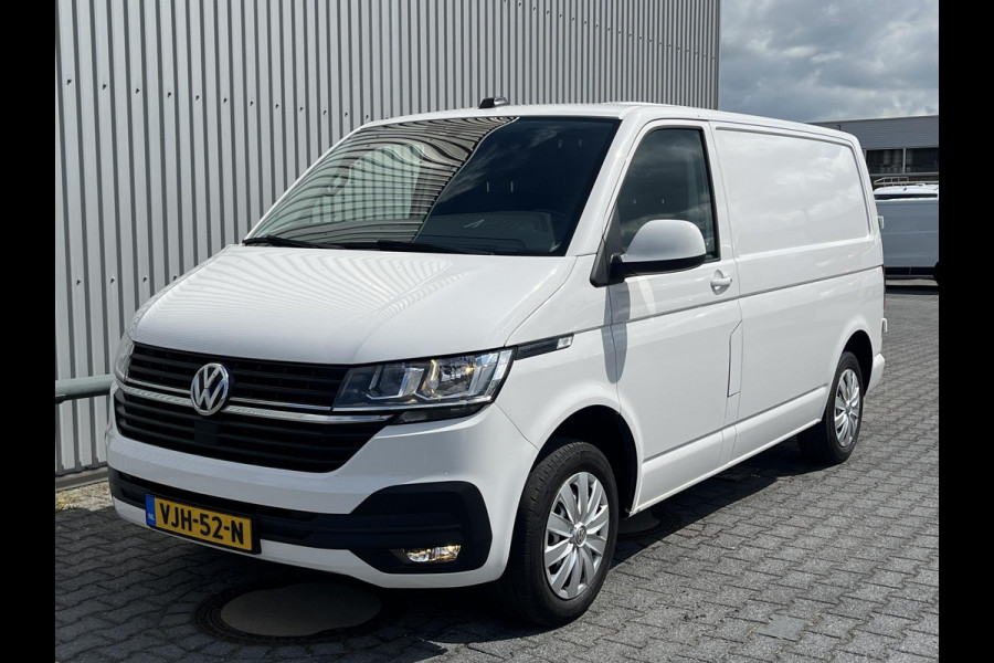 Volkswagen Transporter 2.0 TDI L1H1*AUTOM.*A.C*CRUISE*NAVI*HAAK*CARPLAY*