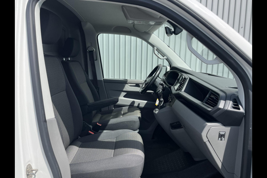 Volkswagen Transporter 2.0 TDI L1H1*AUTOM.*A.C*CRUISE*NAVI*HAAK*CARPLAY*