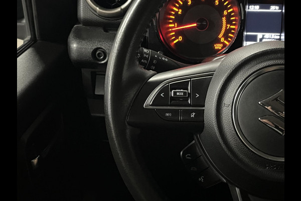 Suzuki Jimny 1.5 Stijl Trekhaak | Cruise-/ climate control | Stoelverwarming | Airco | Navigatie | Carplay
