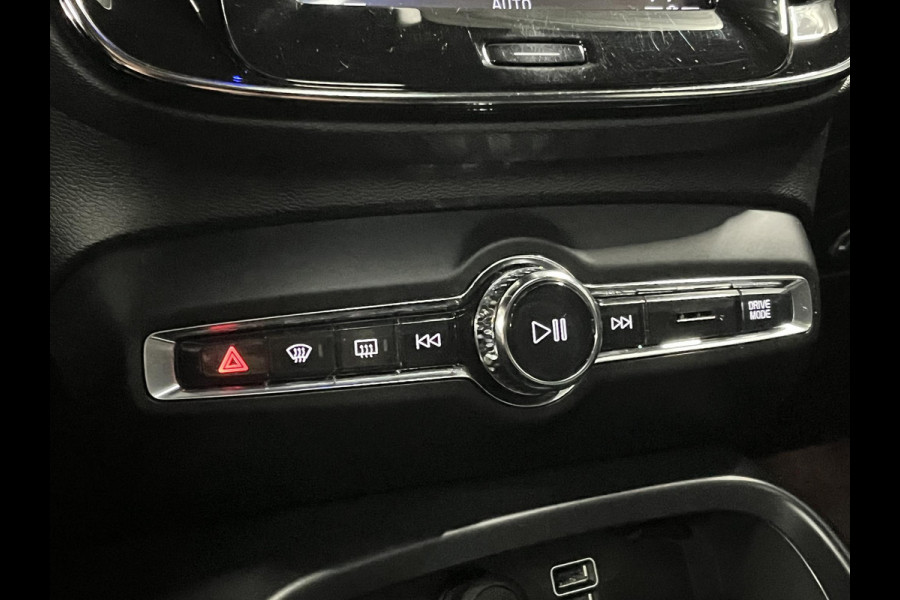 Volvo XC40 1.5 T5 Twin Engine R-Design Open dak | Adapt. Cruise | Stuur-/stoelverwarming | Leder | Memory | Harman/Kardon