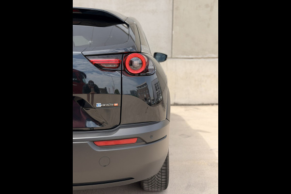 Mazda MX-30 E-SkyActiv R-EV 170 Makoto Open dak 360 BOSE HUD CarPlay Leder 18''