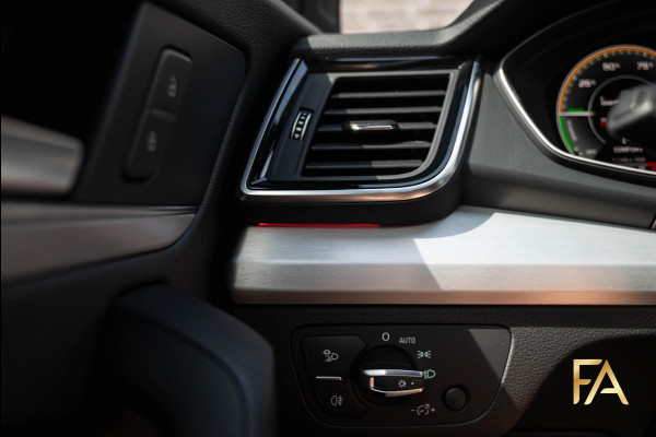 Audi Q5 Sportback 50 TFSI e S Line Competition 21Inch|Ruitleder|MatrixLED|