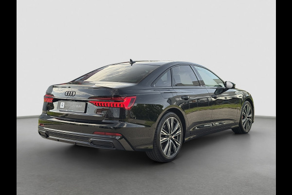 Audi A6 Limousine 55 TFSI e quattro | RS stoelen | Trekhaak | Matrix | 360 | Sfeerverlichting | 20 inch | Carplay | Magnetic Ride