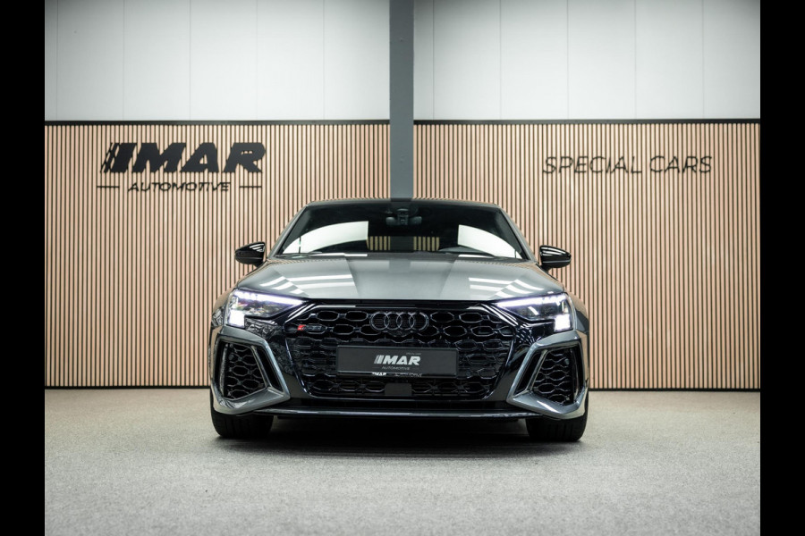 Audi RS3 Sportback 2.5 TFSI S tronic quattro Sportback Hulk uitvoering|carbonpack|Ceramische remmen|