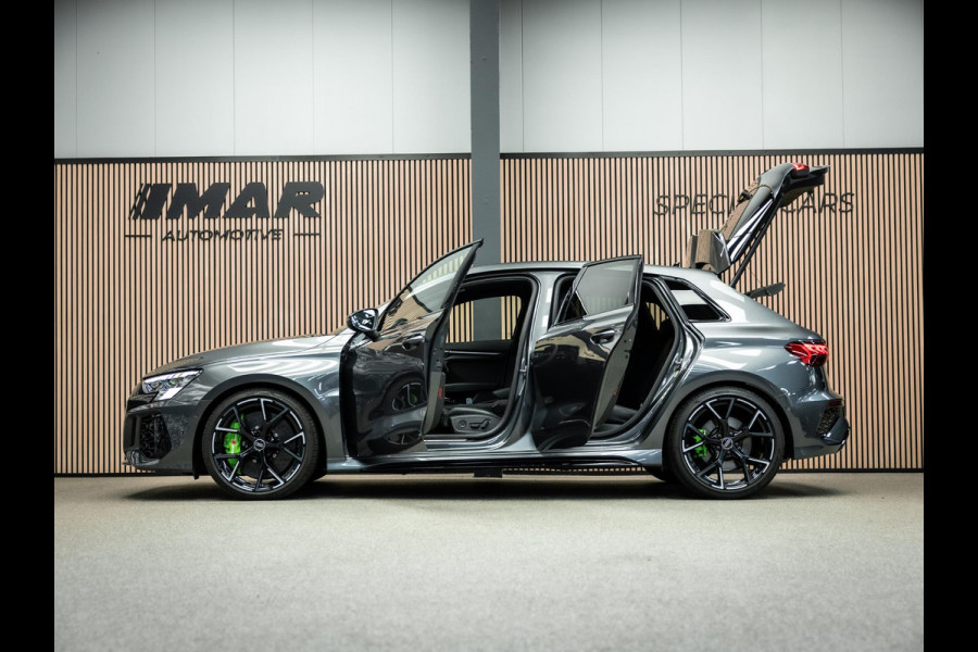 Audi RS3 Sportback 2.5 TFSI S tronic quattro Sportback Hulk uitvoering|carbonpack|Ceramische remmen|