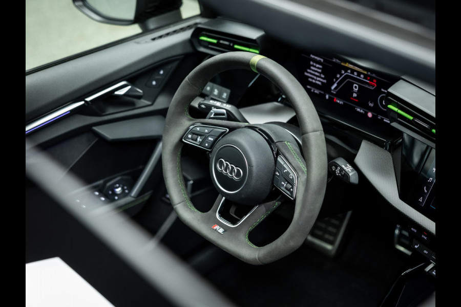 Audi RS3 Sportback 2.5 TFSI S tronic quattro Sportback Hulk uitvoering|carbonpack|Ceramische remmen|