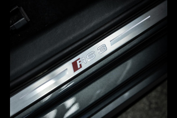 Audi RS3 Sportback 2.5 TFSI S tronic quattro Sportback Hulk uitvoering|carbonpack|Ceramische remmen|