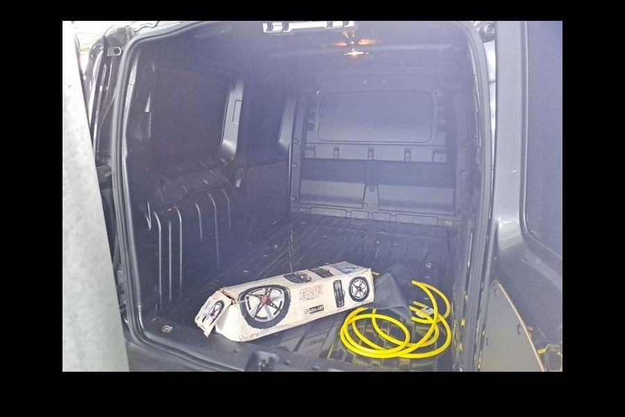 Ford Transit Connect 1.5 EcoBoost PHEV L2 Trend 150pk | Actieradius elektriciteit 115km