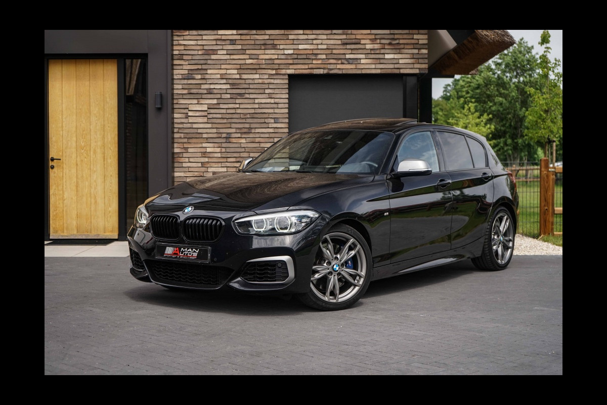 BMW 1-serie M140i xDrive Special Edition Akrapovic