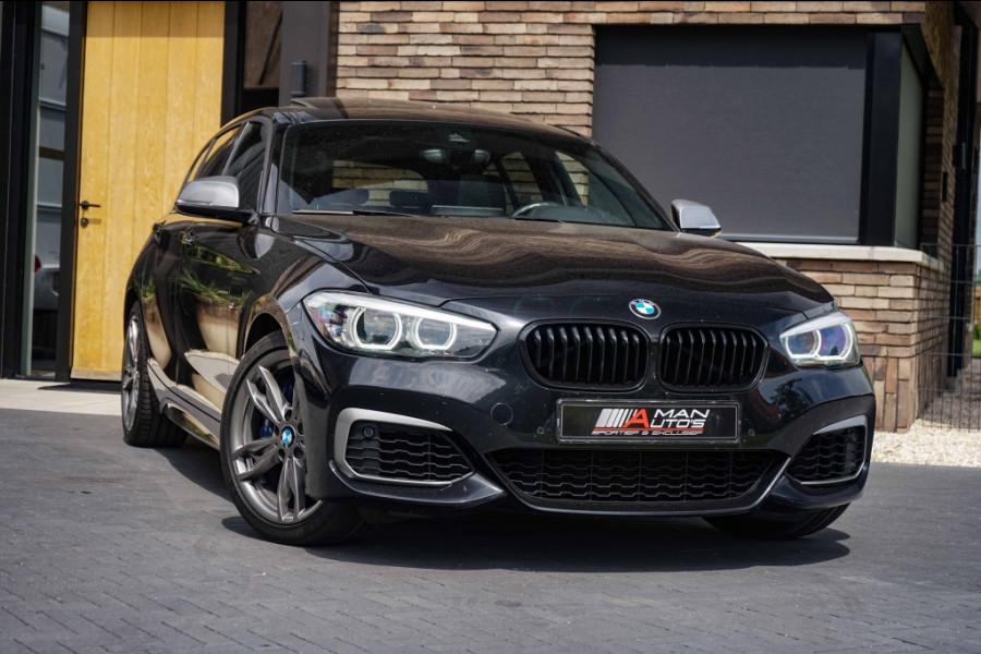 BMW 1-serie M140i xDrive Special Edition Akrapovic