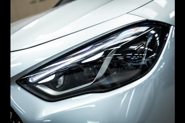 Mercedes-Benz GLA 250 e Business Solution AMG | AMG uitgevoerd | Trekhaak | Pano | Stoelverwarming |