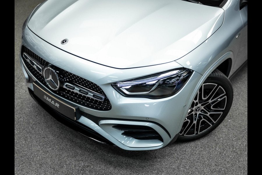 Mercedes-Benz GLA 250 e Business Solution AMG | AMG uitgevoerd | Trekhaak | Pano | Stoelverwarming |