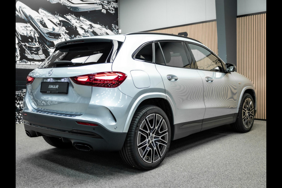 Mercedes-Benz GLA 250 e Business Solution AMG | AMG uitgevoerd | Trekhaak | Pano | Stoelverwarming |