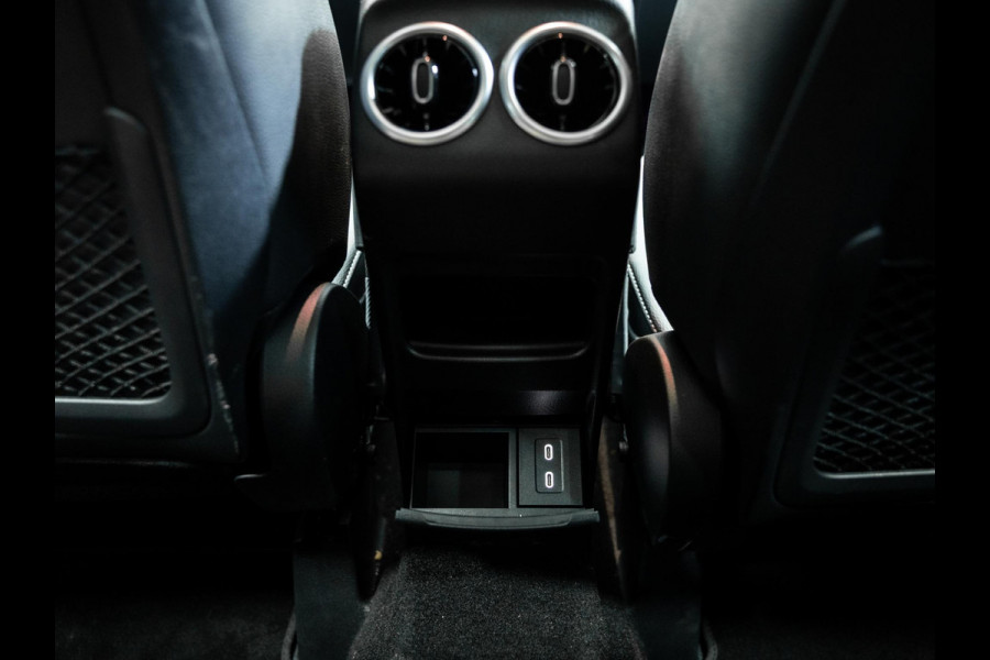 Mercedes-Benz GLA 250 e Business Solution AMG | AMG uitgevoerd | Trekhaak | Pano | Stoelverwarming |