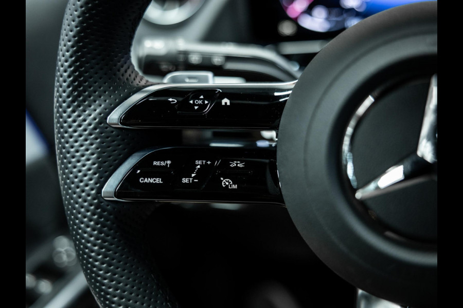 Mercedes-Benz GLA 250 e Business Solution AMG | AMG uitgevoerd | Trekhaak | Pano | Stoelverwarming |