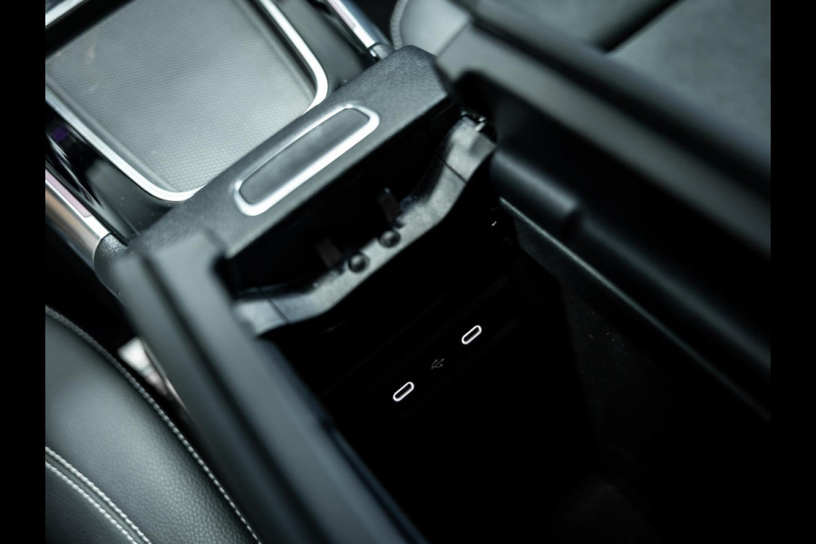Mercedes-Benz GLA 250 e Business Solution AMG | AMG uitgevoerd | Trekhaak | Pano | Stoelverwarming |