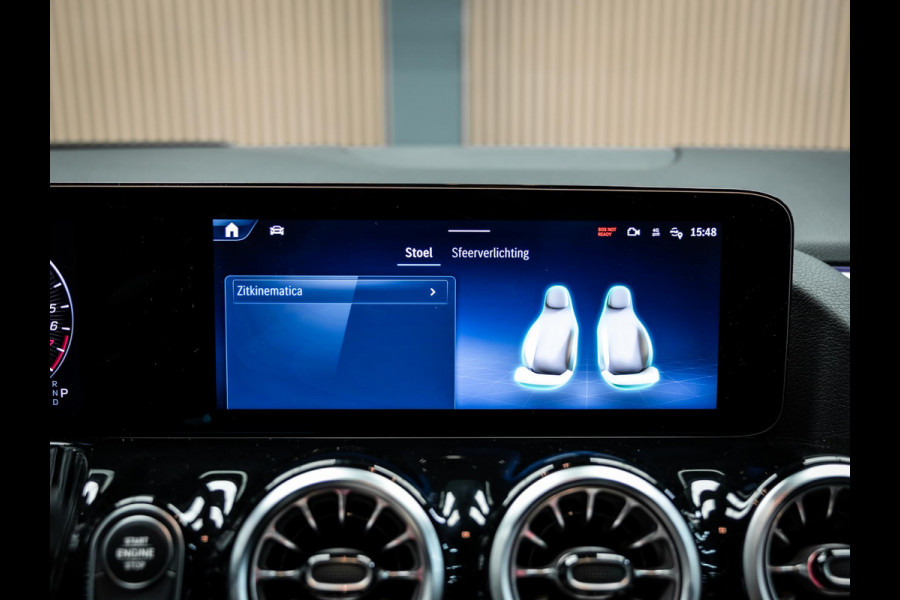 Mercedes-Benz GLA 250 e Business Solution AMG | AMG uitgevoerd | Trekhaak | Pano | Stoelverwarming |