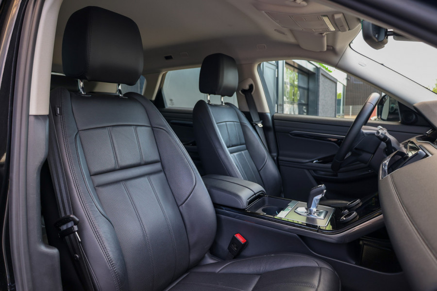 Land Rover Range Rover Evoque 1.5 P300e AWD SE | BTW | DEALER.OND | ACC | CAMERA | MEMORY | ELEK.TREKHAAK |