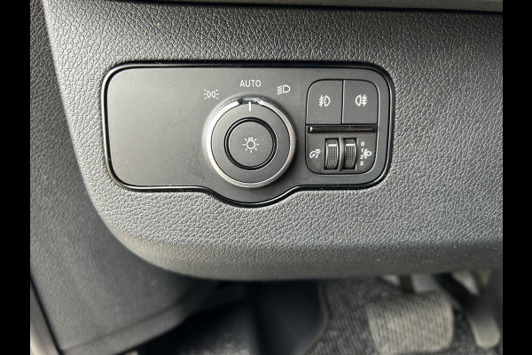 Mercedes-Benz Sprinter 317 CDI L2 H2 360 Camera / Trekhaak / MBUX / Navigatie / Parkeersensoren / Cruise control / Airco / 270 Graden achterdeuren