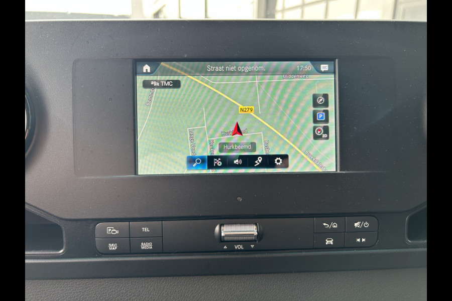 Mercedes-Benz Sprinter 317 CDI L2 H2 360 Camera / Trekhaak / MBUX / Navigatie / Parkeersensoren / Cruise control / Airco / 270 Graden achterdeuren