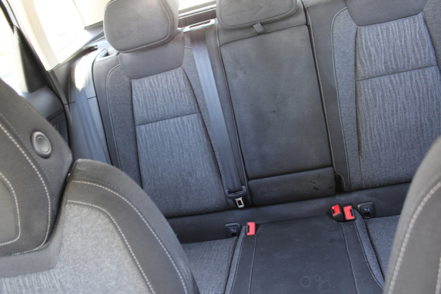 Škoda Karoq 1.0 TSI Style NETTE VOLLE AUTO nap AFNEEMBARE TREKHAAK CAMERA