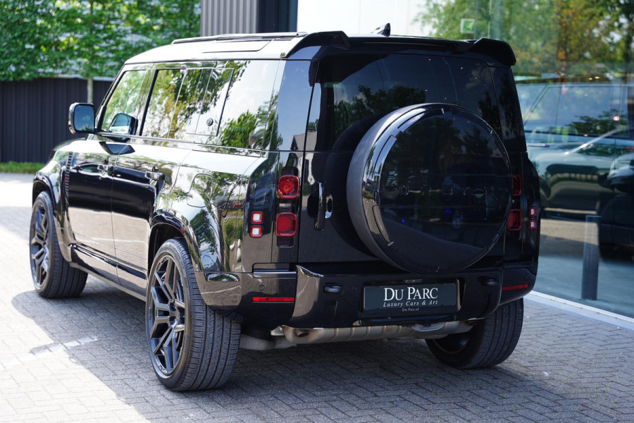 Land Rover Defender 110 P 400 E X-Dynamic HSE URBAN / Panoramadak / 23 Inch / BTW