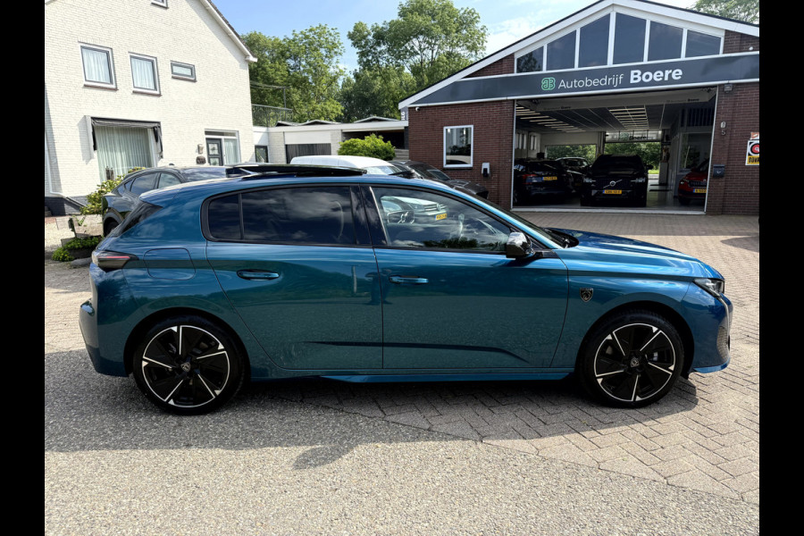 Peugeot E-308 GT EV 54 kWh Panoramadak, 360 camera