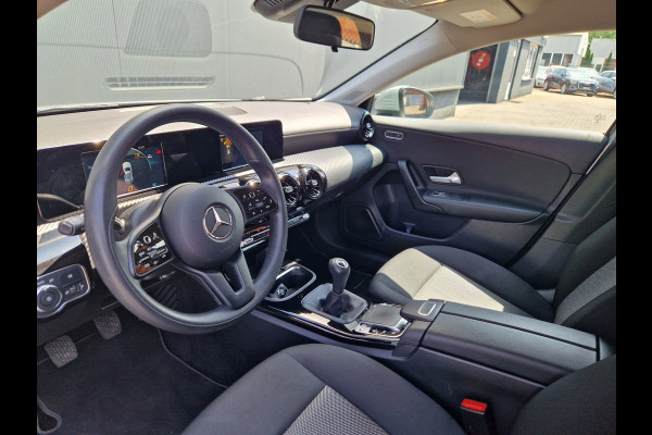 Mercedes-Benz A-Klasse 200 163PK /Deal ond. /12 maanden garantie