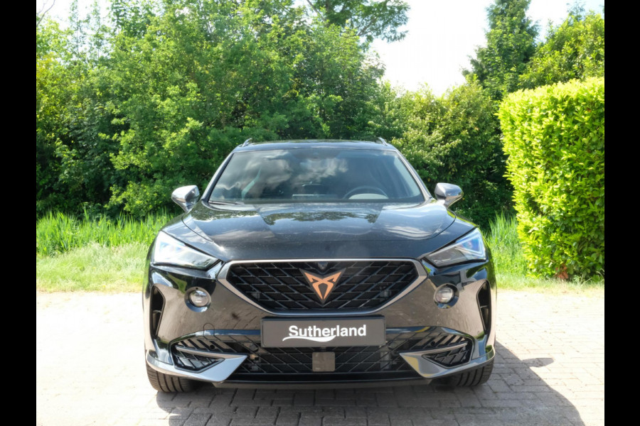 CUPRA Formentor 1.4 e-Hybrid VZ Performance | Wegklapbare trekhaak | Elek. klep | Stuur & Stoelverwarming | Camera | Adaptive cruise control | Memory seats