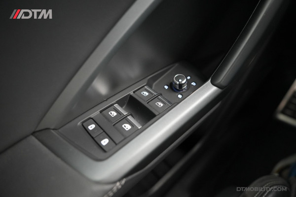 Audi Q3 45TFSI Quattro S-Line Edition One | Bang & Olufsen | Leder | Camera