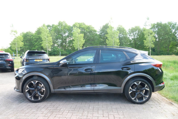 CUPRA Formentor 1.4 e-Hybrid VZ Performance | Wegklapbare trekhaak | Elek. klep | Stuur & Stoelverwarming | Camera | Adaptive cruise control | Memory seats