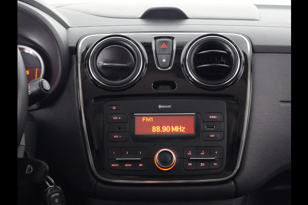 Dacia Lodgy 1.3 TCe COMFORT 7 PERSOONS 1e EIGENAAR AIRCO. SPORTVELGEN. PRIVACY GLASS.COMFORT PAKKET